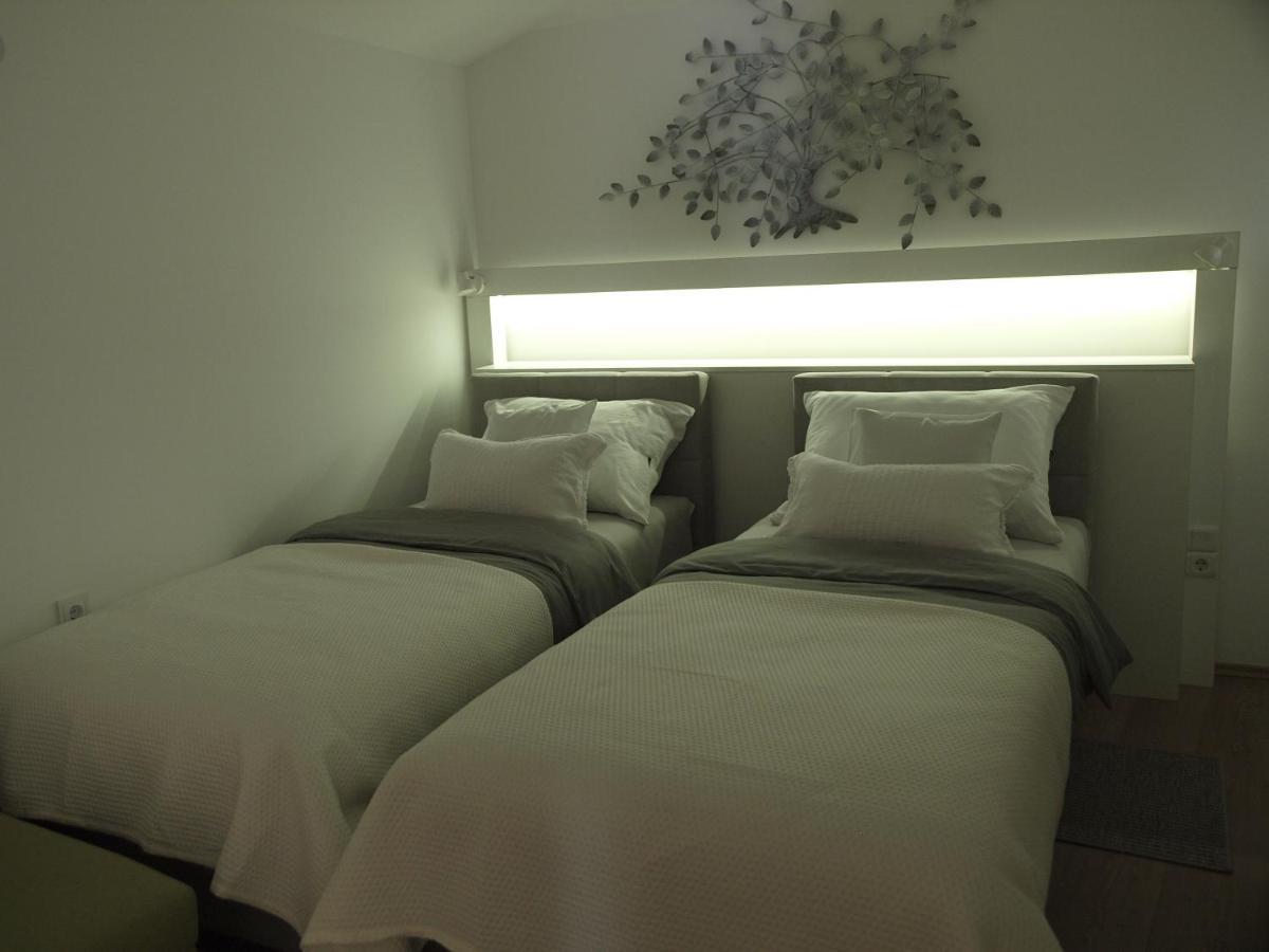 Cozy Studio Apartment Tian In Zagreb Exterior foto